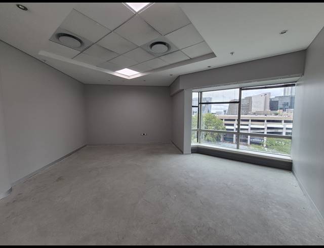 947M² OFFICE TO LET IN SANDTON CENTRAL